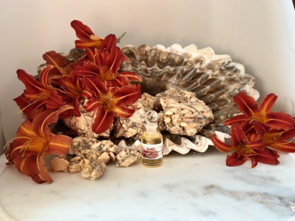 Peru Balsam Essential Oil - Image 2